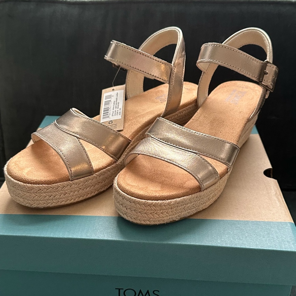 TOMS Audrey Gold Metallic Wedge Sandal